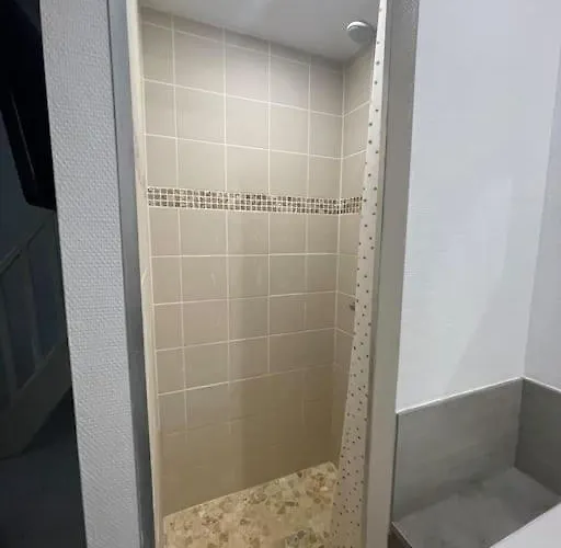 Aux Planches Souplex Hyper-centre شقة *